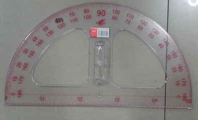 數(shù)理化教學(xué)器材的選擇與應(yīng)用 以航天牌高透明量角器為例